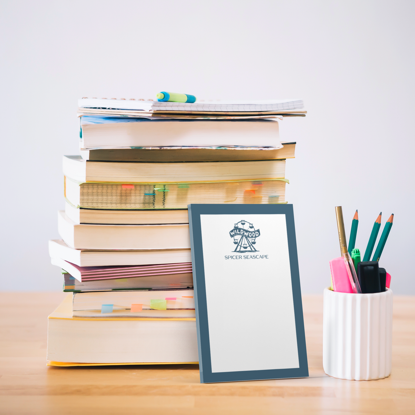 Custom_Post-It_Notepads_4x6_Lifestyle_02_Mockup.png_15857860