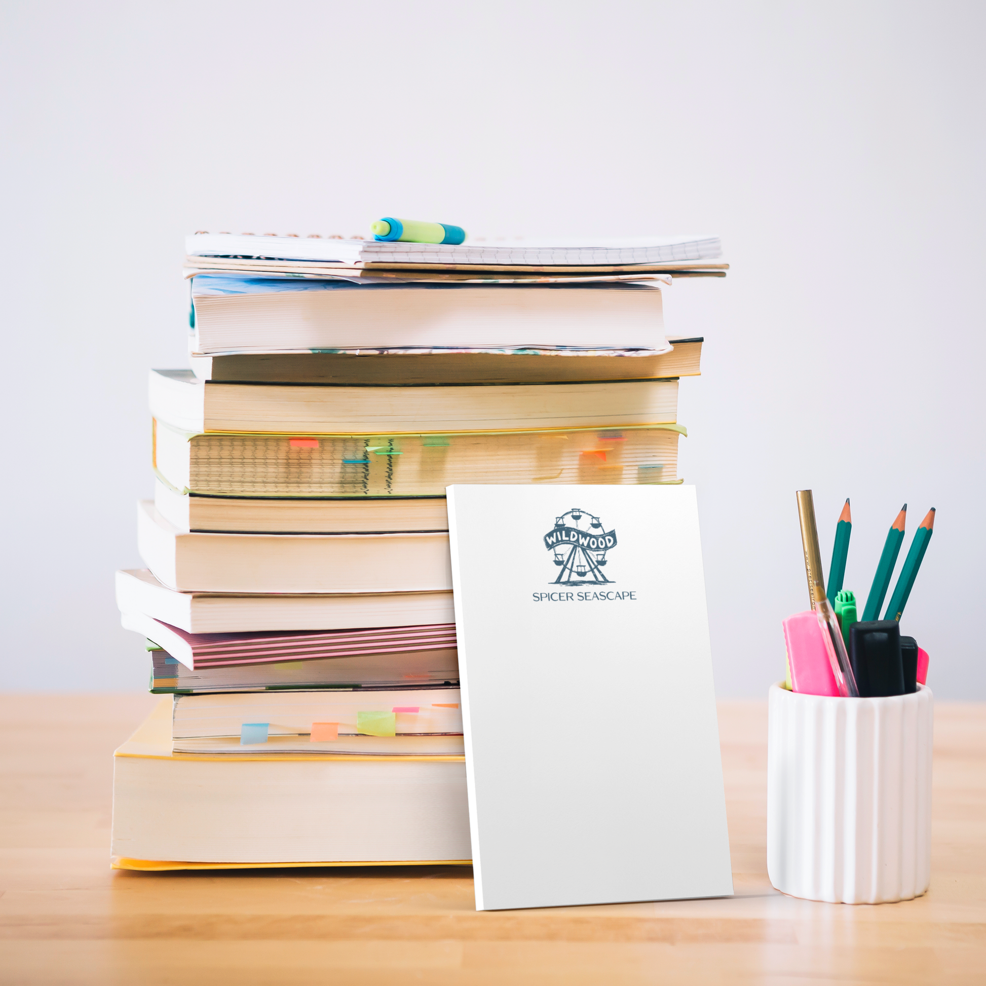 Post-It_Notepad_4x6_with_Logo_4x6_Lifestyle_02_Mockup.png_15784237